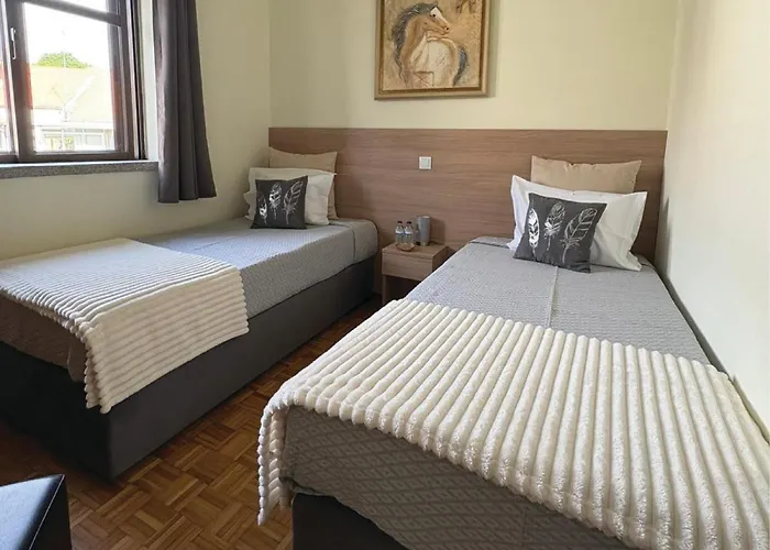 Vale A Pena - Local Bed & Breakfast